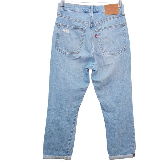 Levis 501 Jeans Womens 24 Blue Light Wash Denim Pants Tapered Classic Minimalist - Picture 2 of 11